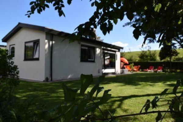 Kleines Haus Mit Garten, Direkt Hinter Dem Deich *